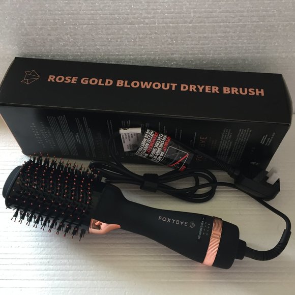 Foxybae Other - FOXYBAE Blowout Dryer Brush - NEW!